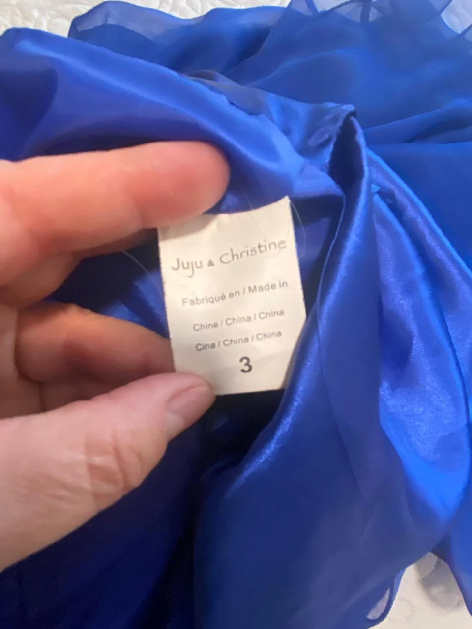 Vestido de festa romântico azul royal, corte "Hi-Lo" com pedrarias. – photo 16